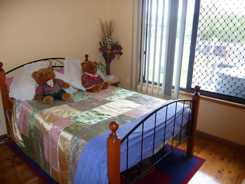 17 SNAPPER COURT, Woodgate QLD 4660