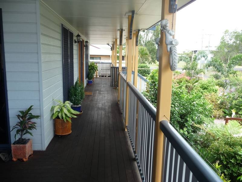 17 SNAPPER COURT, Woodgate QLD 4660