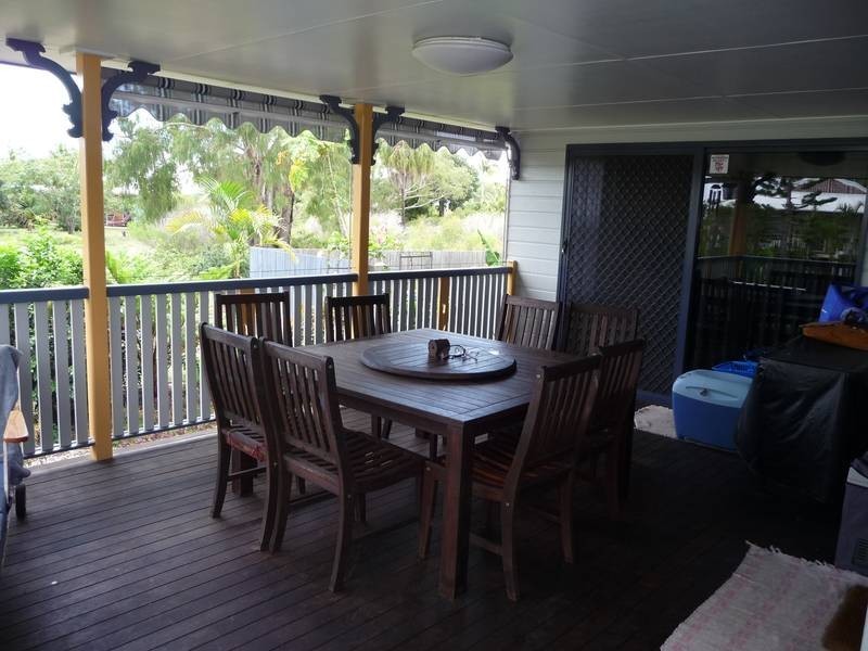 17 SNAPPER COURT, Woodgate QLD 4660