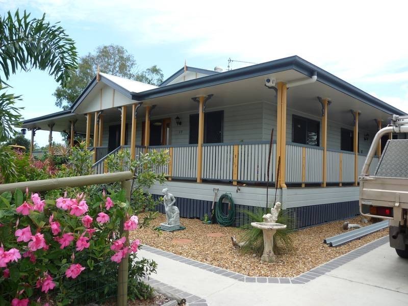 17 SNAPPER COURT, Woodgate QLD 4660