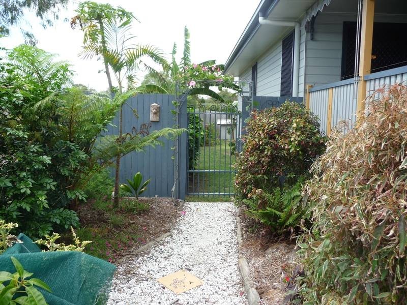 17 SNAPPER COURT, Woodgate QLD 4660