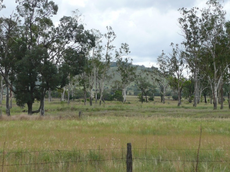 Lot 102 & 103, 4 & 6 MAIN STREET, Coalstoun Lakes QLD 4621