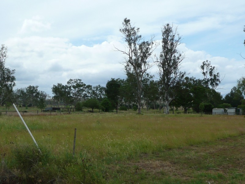 Lot 102 & 103, 4 & 6 MAIN STREET, Coalstoun Lakes QLD 4621