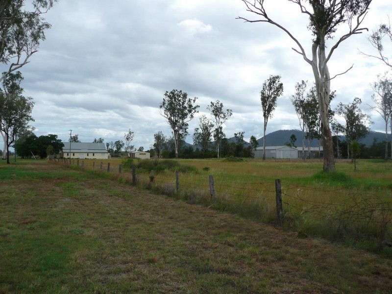 Lot 102 & 103, 4 & 6 MAIN STREET, Coalstoun Lakes QLD 4621