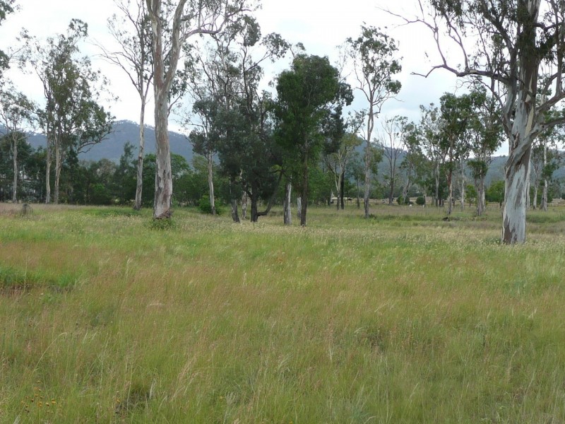 Lot 102 & 103, 4 & 6 MAIN STREET, Coalstoun Lakes QLD 4621