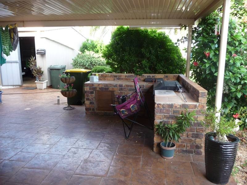 16 STATION ROAD HORTON, Childers QLD 4660