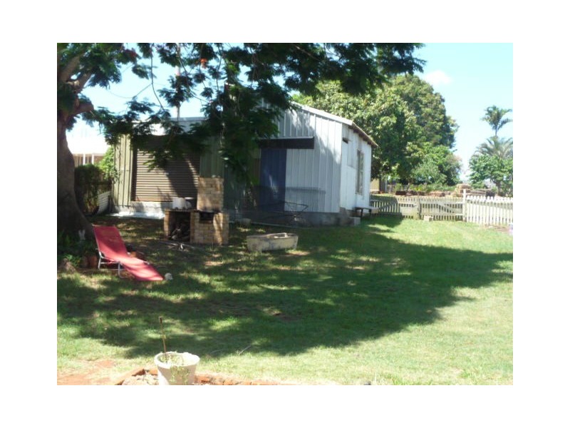 8 QUEEN STREET, Cordalba QLD 4660