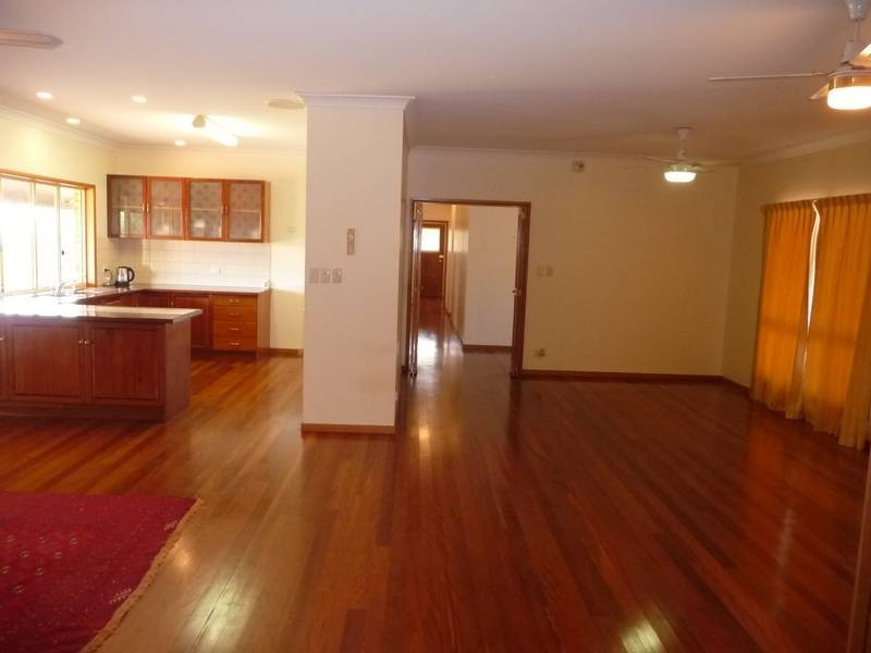 28986 BRUCE HIGHWAY, Childers QLD 4660
