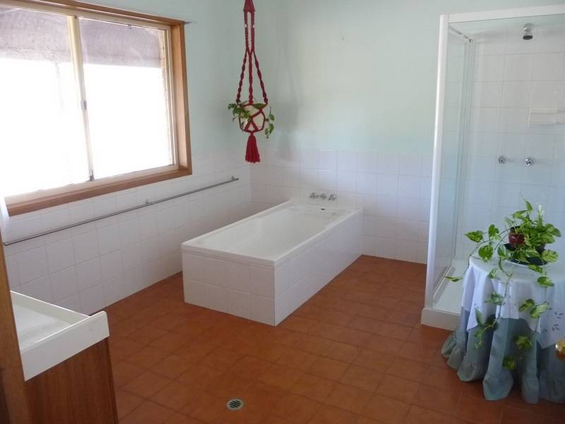 28986 BRUCE HIGHWAY, Childers QLD 4660