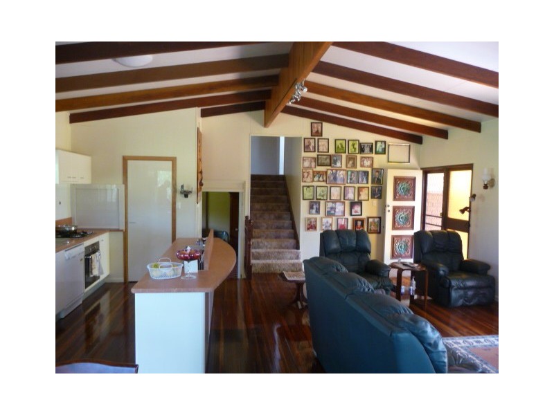 2 HINKLER STREET, Childers QLD 4660