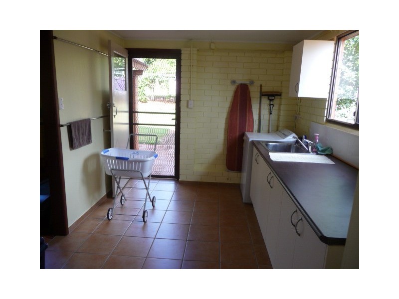 2 HINKLER STREET, Childers QLD 4660