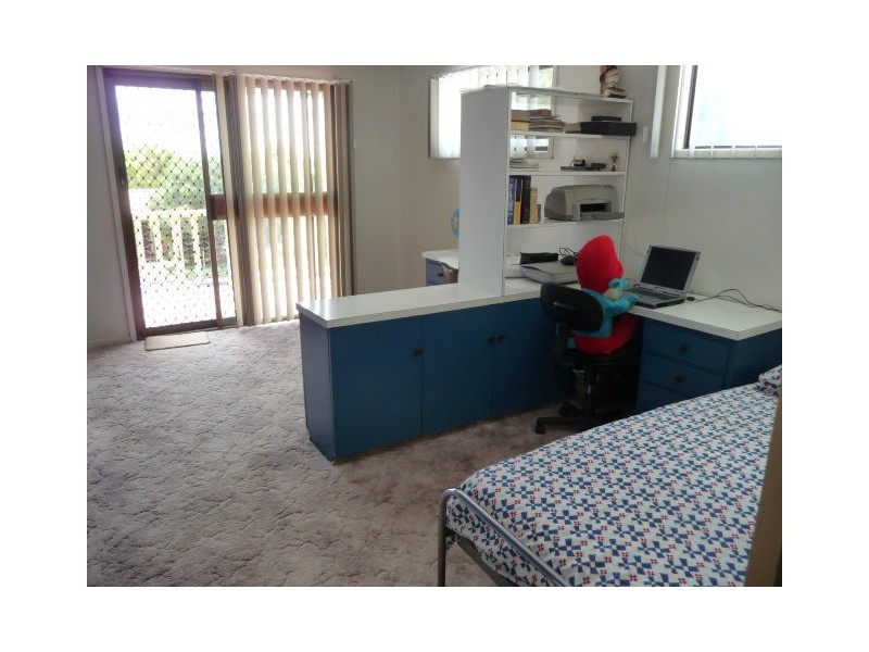 2 HINKLER STREET, Childers QLD 4660