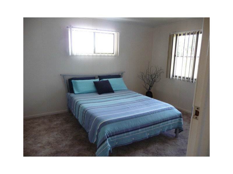 2 HINKLER STREET, Childers QLD 4660