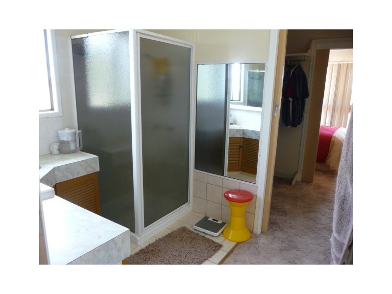 2 HINKLER STREET, Childers QLD 4660