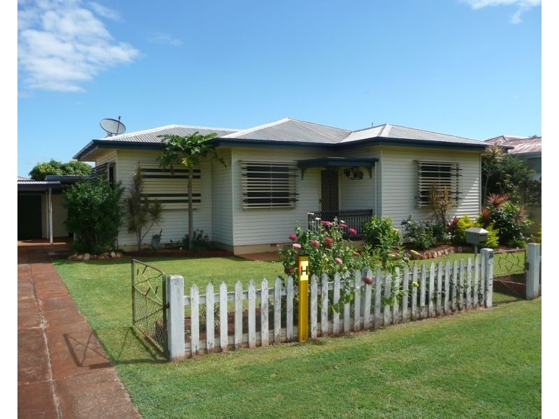 24 Churchill Street, Childers QLD 4660
