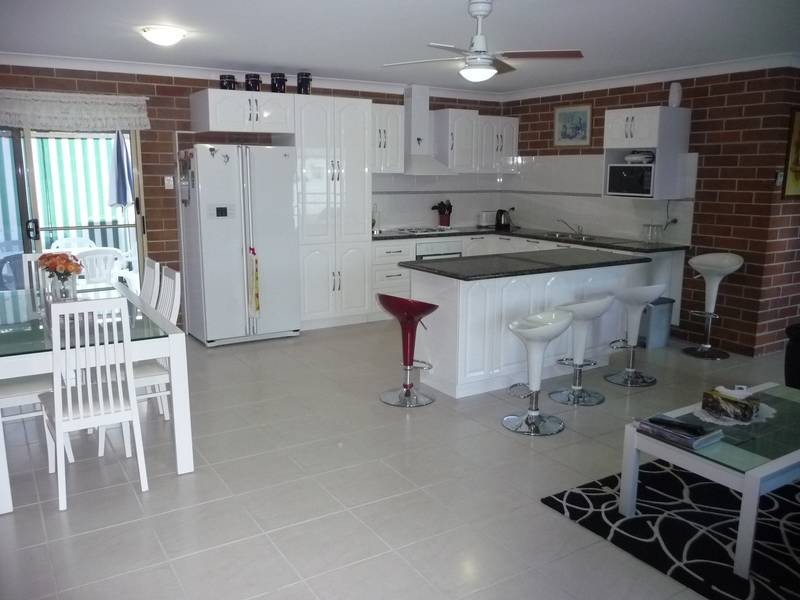 2 WALLACE STREET, Apple Tree Creek QLD 4660