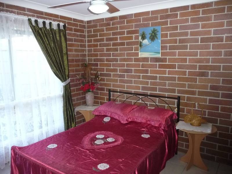 2 WALLACE STREET, Apple Tree Creek QLD 4660