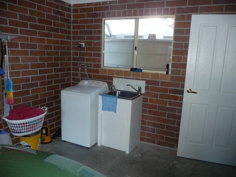 2 WALLACE STREET, Apple Tree Creek QLD 4660