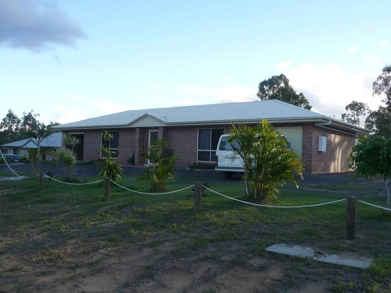 2 WALLACE STREET, Apple Tree Creek QLD 4660