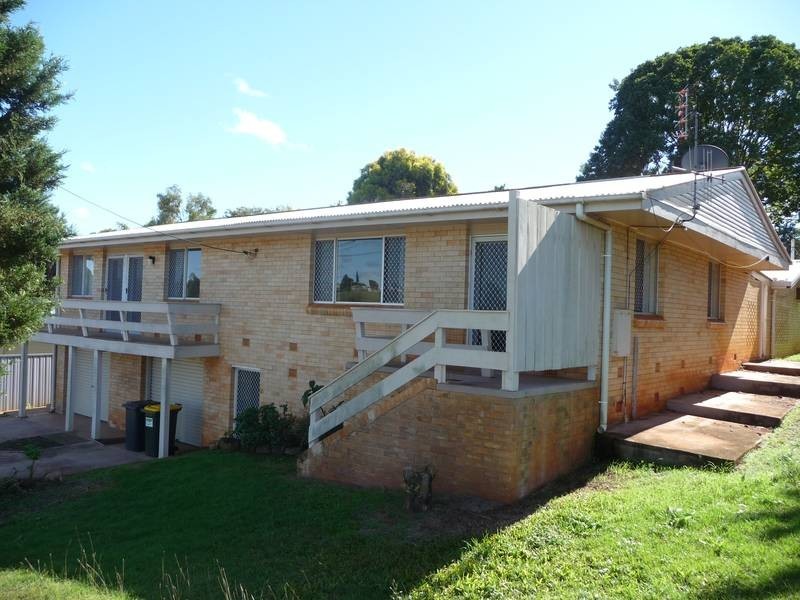 1 NELSON STREET, Childers QLD 4660
