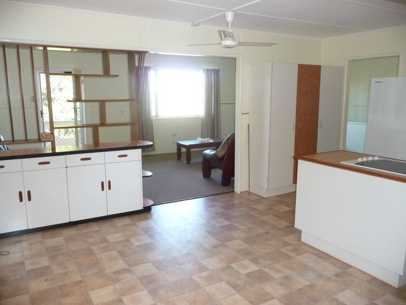 1 NELSON STREET, Childers QLD 4660