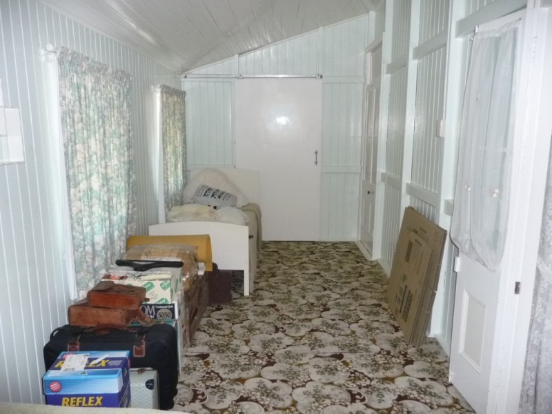 2 FREDERICK STREET, Biggenden QLD 4621