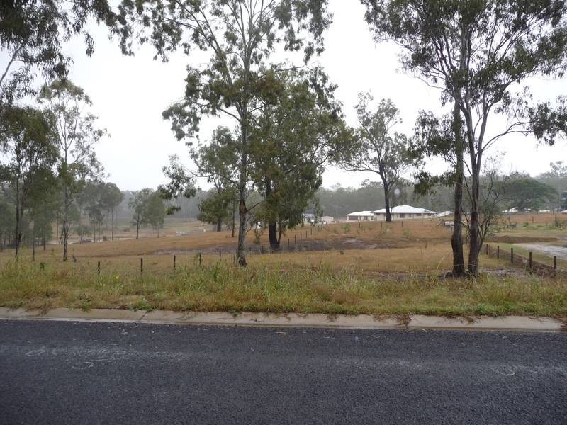 16 WALLACE STREET, Apple Tree Creek QLD 4660