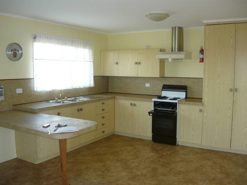 Buxton QLD 4660