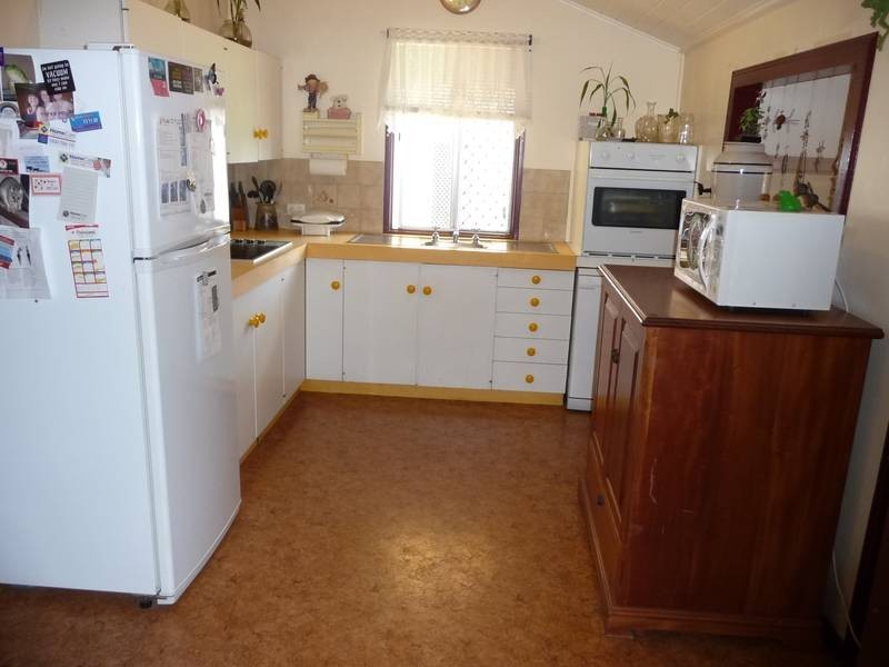 15 North Street, Childers QLD 4660