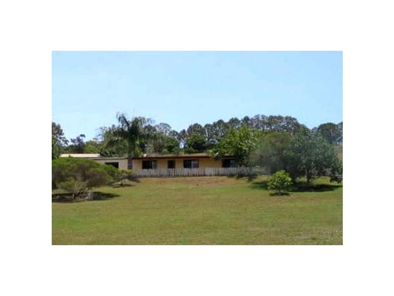 151 Thompson Road, Childers QLD 4660
