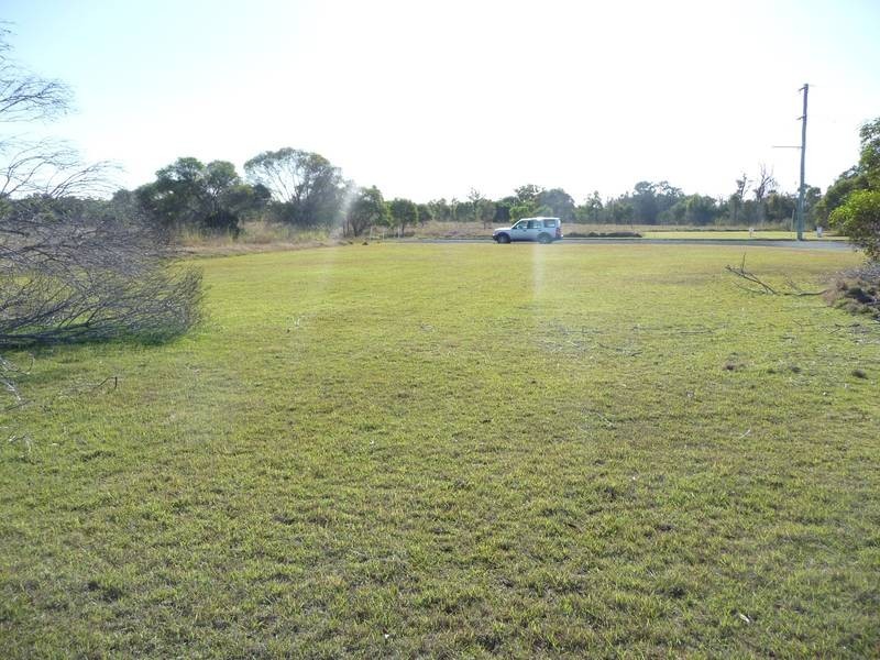 33 WATKINS STREET, Buxton QLD 4660