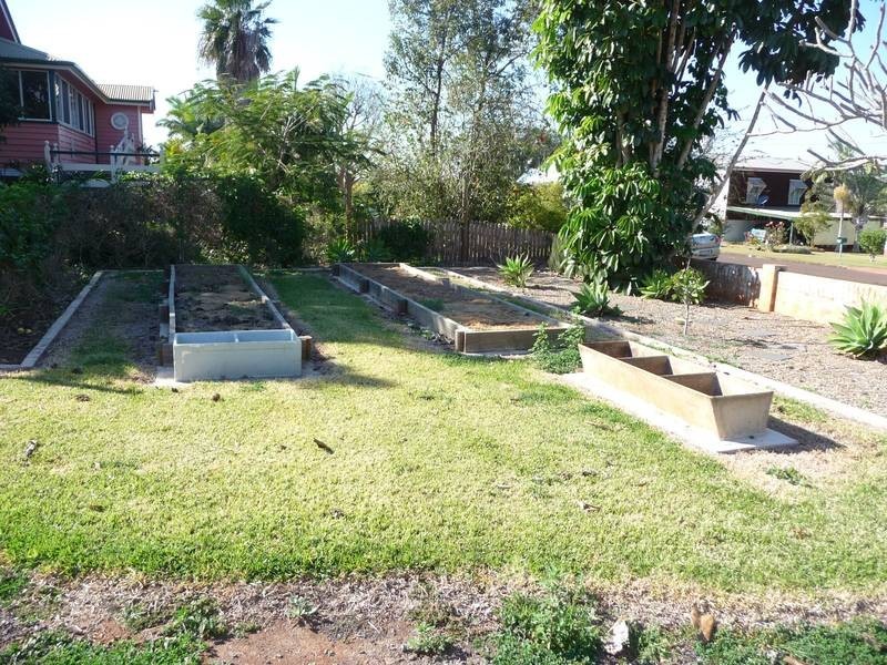 8 Oakes Street, Childers QLD 4660
