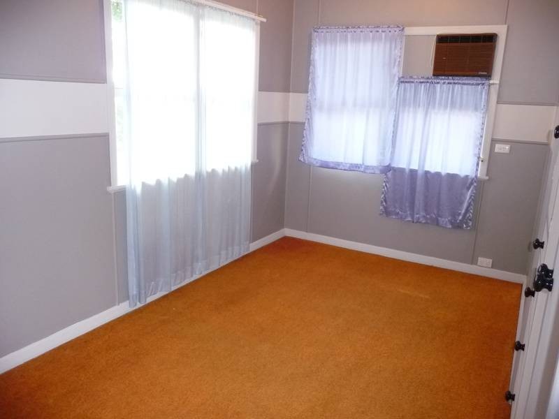 198 Churchill, Childers QLD 4660