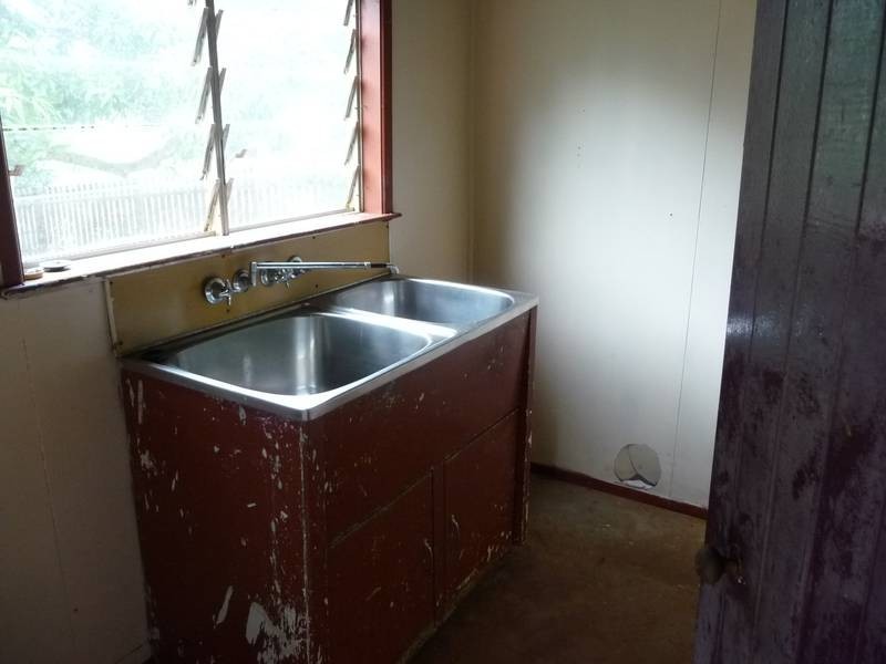 198 Churchill, Childers QLD 4660