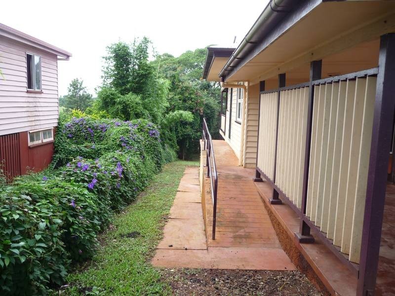 198 Churchill, Childers QLD 4660