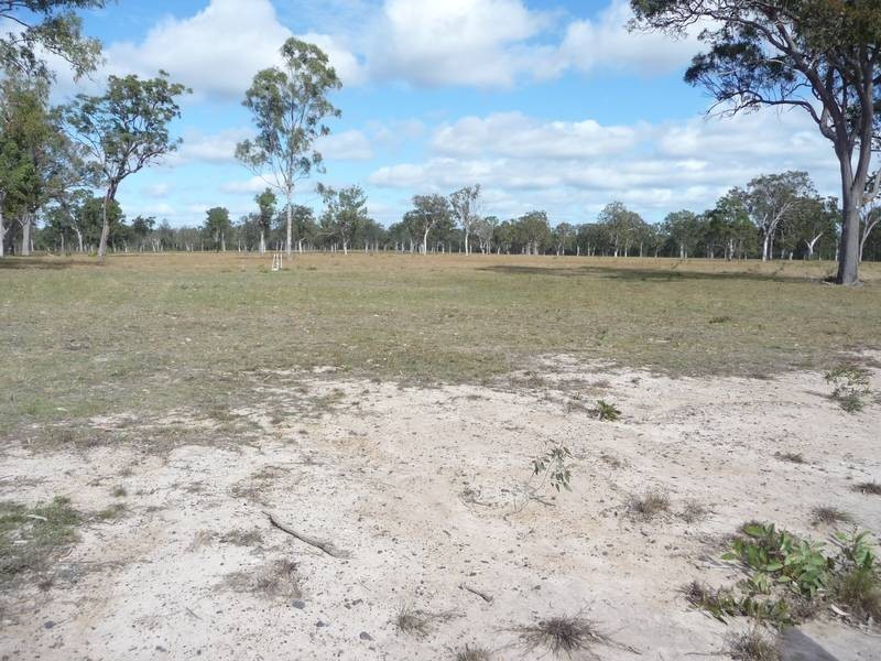 10 GREEN COURT, Buxton QLD 4660