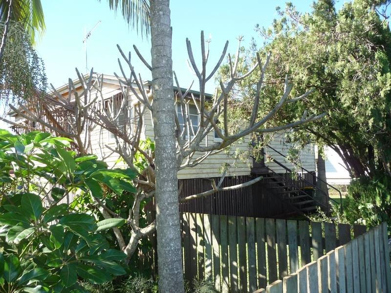 5 Churchill Street, Childers QLD 4660