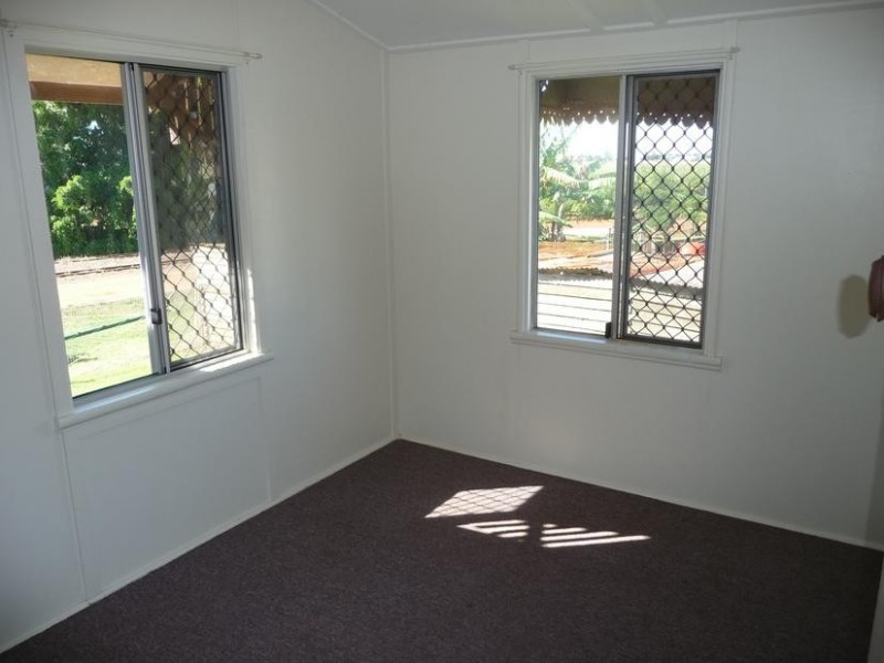 5 Churchill Street, Childers QLD 4660