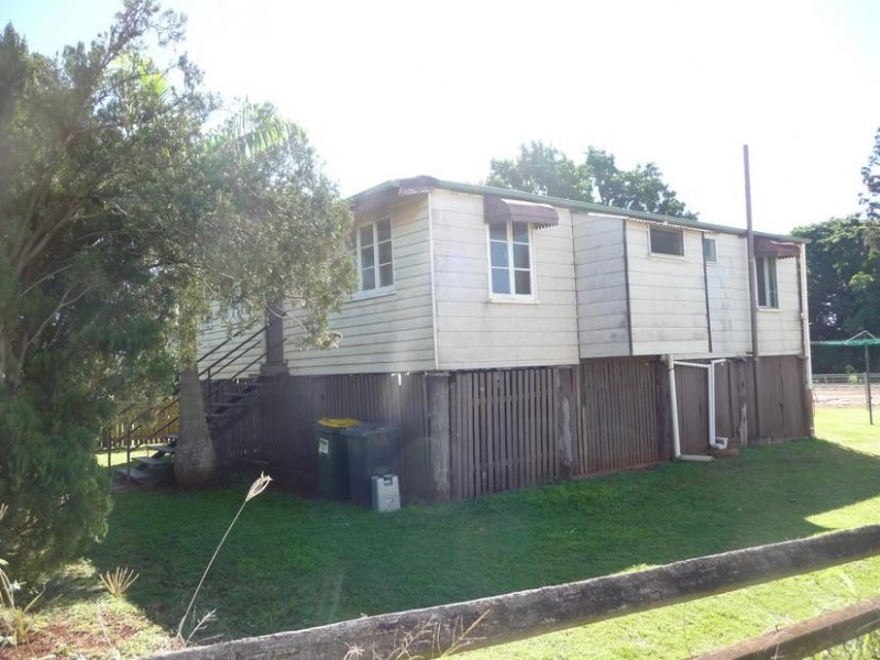 5 Churchill Street, Childers QLD 4660