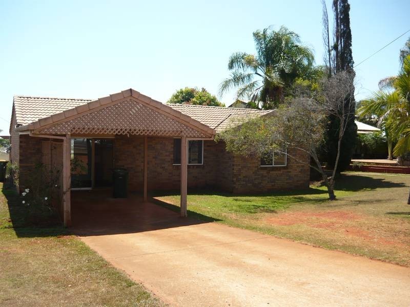 131 Churchill Street, Childers QLD 4660