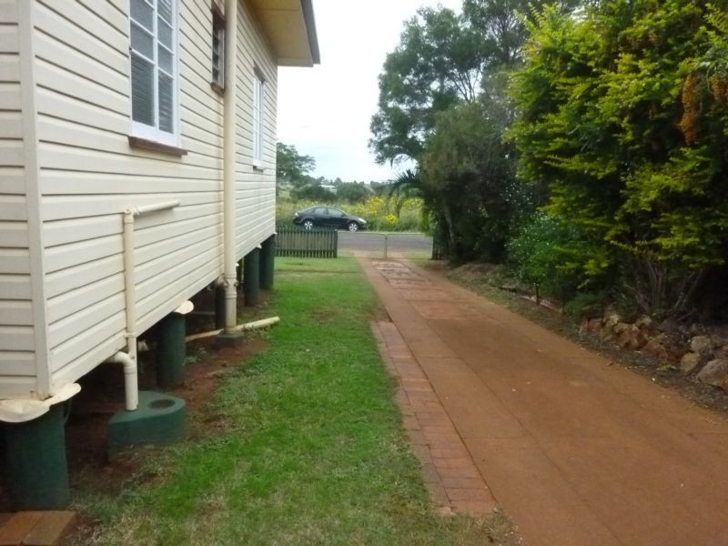 12 McIllwraith Street, Childers QLD 4660