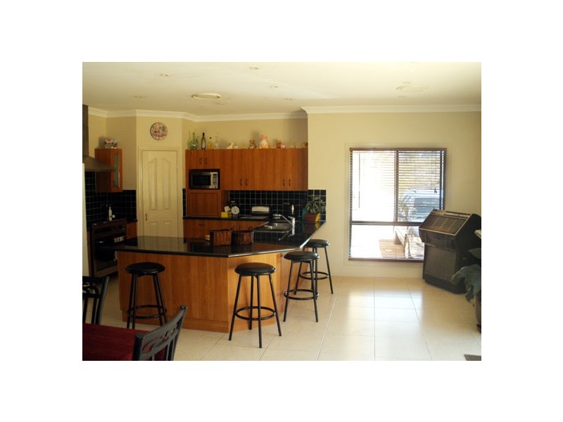 55 Tableland Road, Gayndah QLD 4625