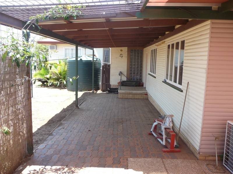 7 GLOUCESTER STREET, Biggenden QLD 4621