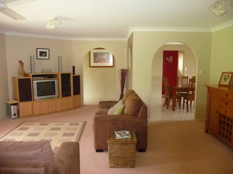 43 Broadhurst Street, Childers QLD 4660