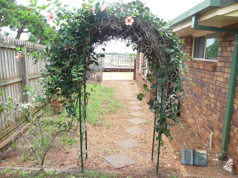 43 Broadhurst Street, Childers QLD 4660