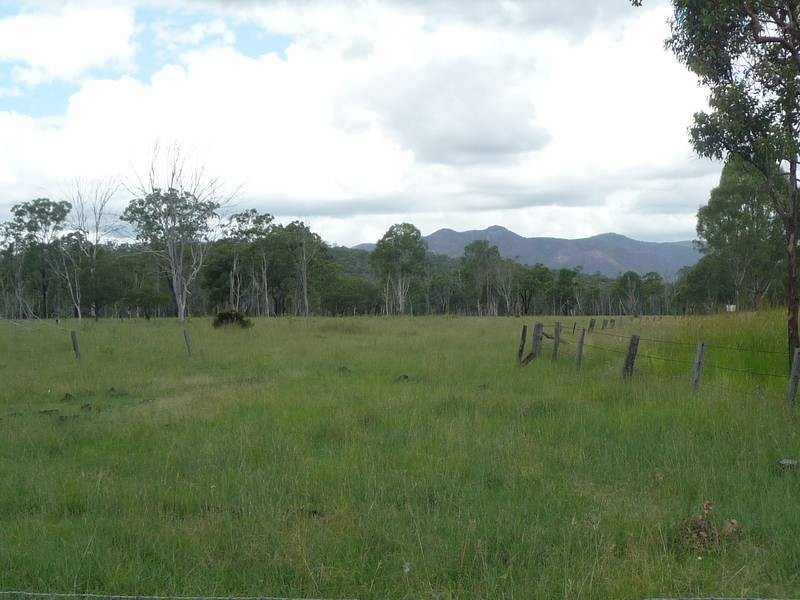 A ISIS HIGHWAY, Biggenden QLD 4621