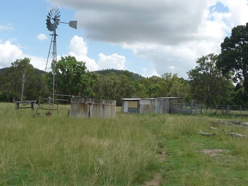 A ISIS HIGHWAY, Biggenden QLD 4621