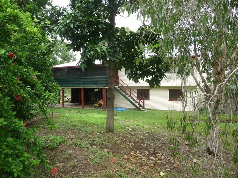 102 RIVER ROAD, Buxton QLD 4660