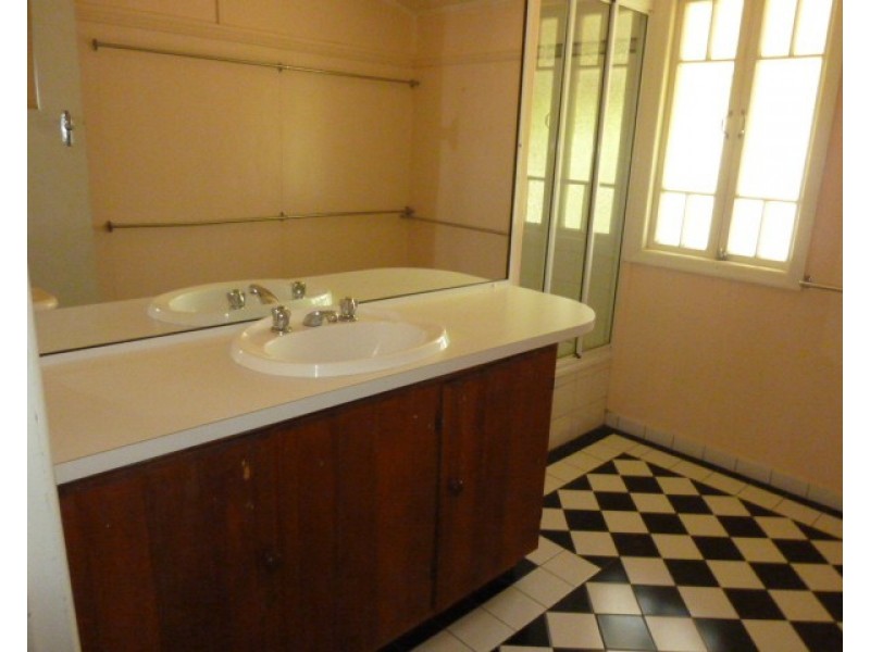 116 Gentle Annie Road, Apple Tree Creek QLD 4660