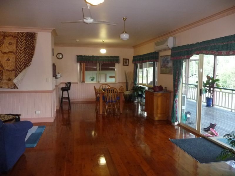 110 Sunnybrae Circuit, REDRIDGE, Childers QLD 4660